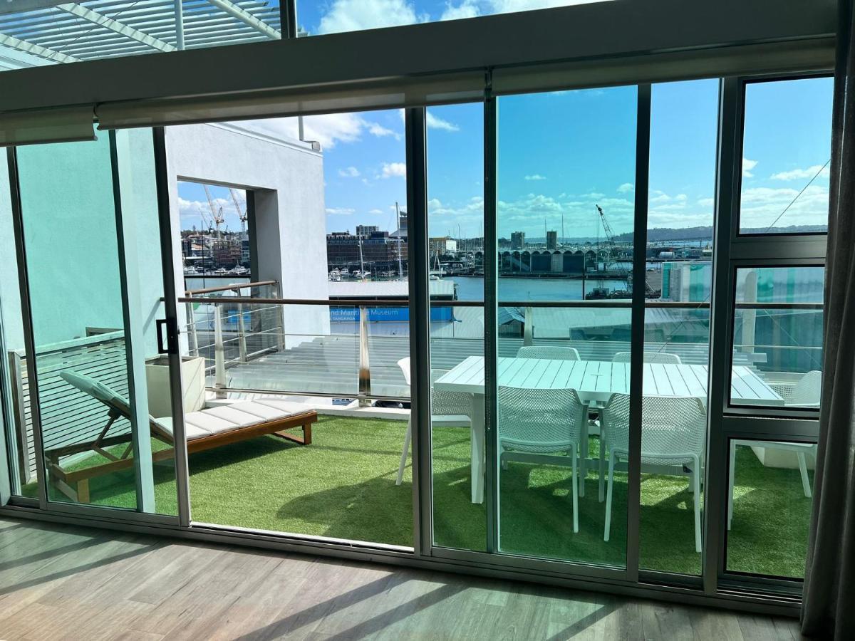 Spacious Penthouse With Spectacular Harbour Views! Auckland Exterior photo